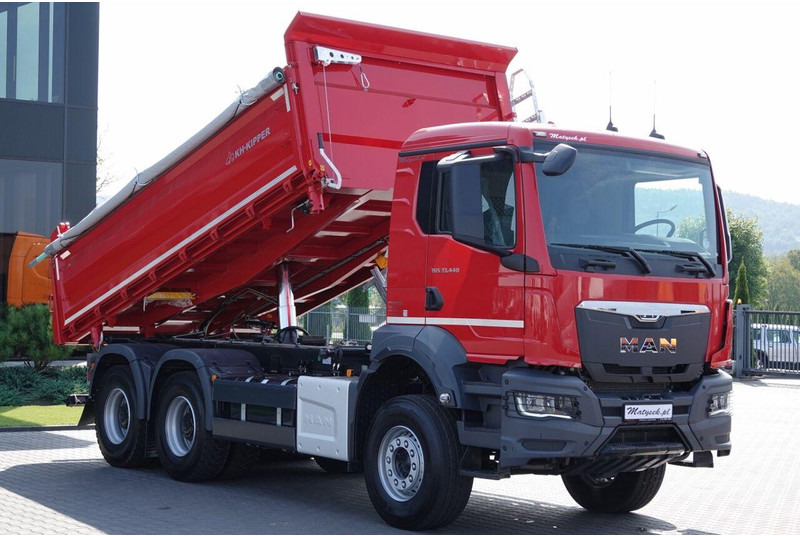 MAN TGS 33.440 / 6X4 / WYWROTKA 3 STRONNA / HYDROBURTA / BORDMATIC / - Savivartis sunkvežimis: foto 2 MAN TGS 33.440 / 6X4 / WYWROTKA 3 STRONNA / HYDROBURTA / BORDMATIC / - Savivartis sunkvežimis: foto 2