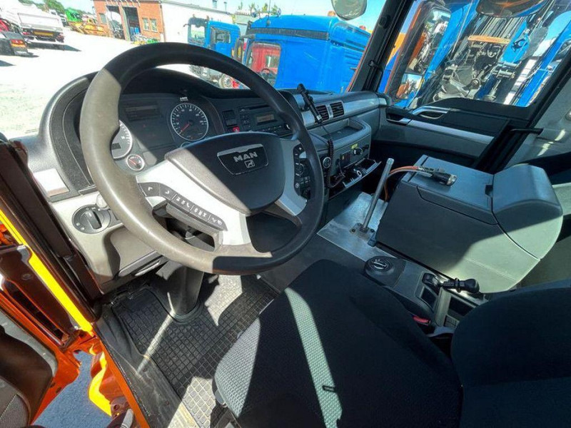 MAN TGS 33.440 AK 6x6 3-Way Tipper - Savivartis sunkvežimis: foto 5 MAN TGS 33.440 AK 6x6 3-Way Tipper - Savivartis sunkvežimis: foto 5
