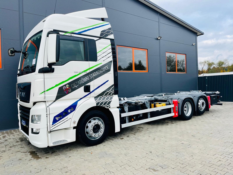 MAN TGX 26.420 - Važiuoklės sunkvežimis: foto 2 MAN TGX 26.420 - Važiuoklės sunkvežimis: foto 2