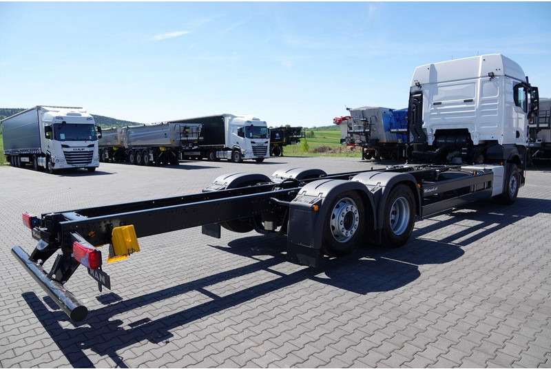 MAN TGX 26.520 / 6x2 / RAMA DŁ. 9,1M / OŚ PODNOSZONA / SKRĘTNA / DO - Važiuoklės sunkvežimis: foto 5 MAN TGX 26.520 / 6x2 / RAMA DŁ. 9,1M / OŚ PODNOSZONA / SKRĘTNA / DO - Važiuoklės sunkvežimis: foto 5