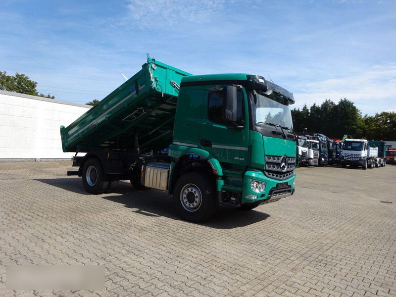 Mercedes-Benz 1843 Arocs 3 way Meiller tipper - Savivartis sunkvežimis: foto 3 Mercedes-Benz 1843 Arocs 3 way Meiller tipper - Savivartis sunkvežimis: foto 3