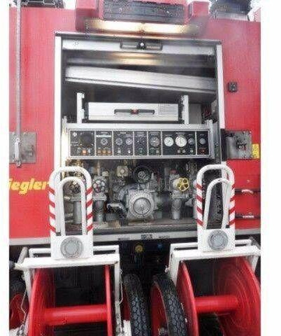 Gaisrinė mašina Mercedes-Benz ACTROS 1835 Feuerwehr 2080 L Fire Unit !!: foto 6