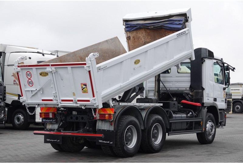 Mercedes-Benz ACTROS 3336 / 6x4 / WYWROTKA / BORDMATIC / HYDROBURTA / MEILLER - Savivartis sunkvežimis: foto 5 Mercedes-Benz ACTROS 3336 / 6x4 / WYWROTKA / BORDMATIC / HYDROBURTA / MEILLER - Savivartis sunkvežimis: foto 5