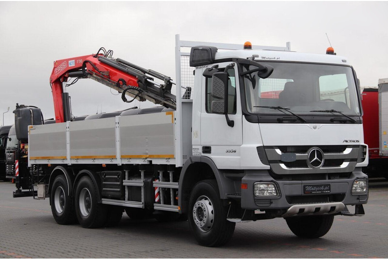 Mercedes-Benz ACTROS 3336 - Platforminis/ Bortinis sunkvežimis, Sunkvežimis su kranu: foto 3 Mercedes-Benz ACTROS 3336 - Platforminis/ Bortinis sunkvežimis, Sunkvežimis su kranu: foto 3