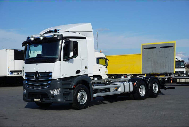 Mercedes-Benz ANTOS / 2545 / ACC / E 6 / BDF + WINDA / 7.15 , 7.45, 7.82 M / O - Važiuoklės sunkvežimis: foto 2 Mercedes-Benz ANTOS / 2545 / ACC / E 6 / BDF + WINDA / 7.15 , 7.45, 7.82 M / O - Važiuoklės sunkvežimis: foto 2