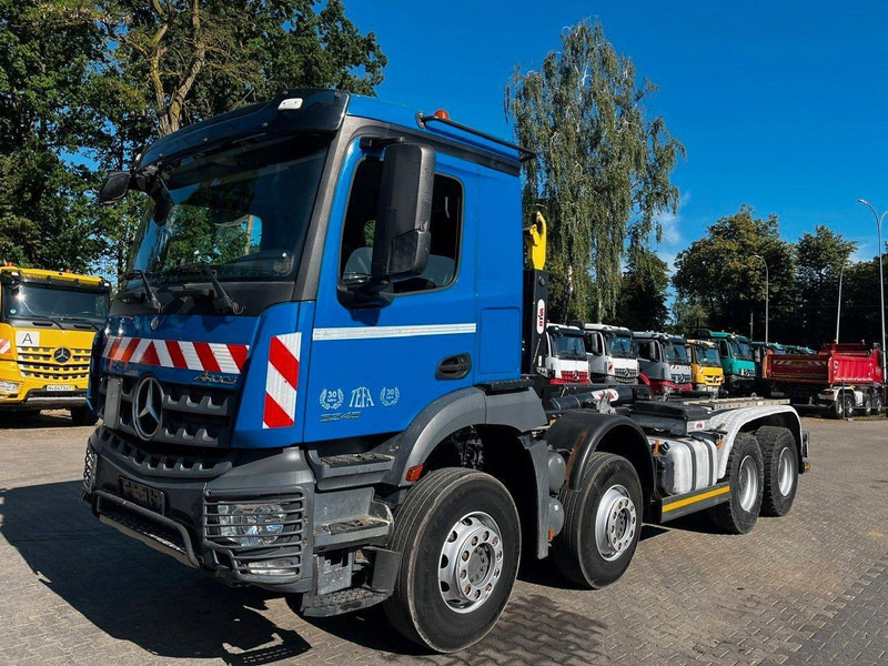 Mercedes-Benz AROCS 3246 8X4 ABROLLKIPPER HYVALIFT 26.57 - Hook-lift sunkvežimis: foto 4 Mercedes-Benz AROCS 3246 8X4 ABROLLKIPPER HYVALIFT 26.57 - Hook-lift sunkvežimis: foto 4
