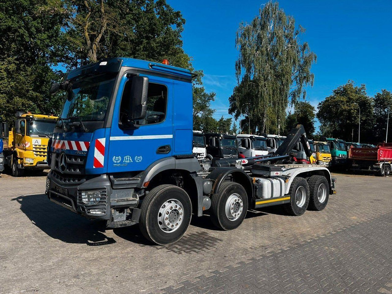 Mercedes-Benz AROCS 3246 8X4 ABROLLKIPPER HYVALIFT 26.57 - Hook-lift sunkvežimis: foto 3 Mercedes-Benz AROCS 3246 8X4 ABROLLKIPPER HYVALIFT 26.57 - Hook-lift sunkvežimis: foto 3