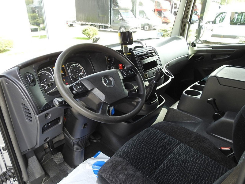 Mercedes-Benz ATEGO 1221 PLANDEKA WINDA 16 PALET WEBASTO KLIMATYZACJA PNEUMATY - Furgonas sunkvežimis: foto 2 Mercedes-Benz ATEGO 1221 PLANDEKA WINDA 16 PALET WEBASTO KLIMATYZACJA PNEUMATY - Furgonas sunkvežimis: foto 2