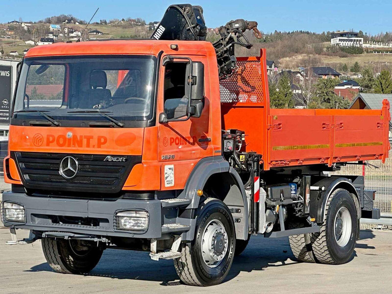 Mercedes-Benz AXOR 1829 * HIAB 1111 HIDUO + FUNK * TOP * 4x4 - Savivartis sunkvežimis, Sunkvežimis su kranu: foto 3 Mercedes-Benz AXOR 1829 * HIAB 1111 HIDUO + FUNK * TOP * 4x4 - Savivartis sunkvežimis, Sunkvežimis su kranu: foto 3
