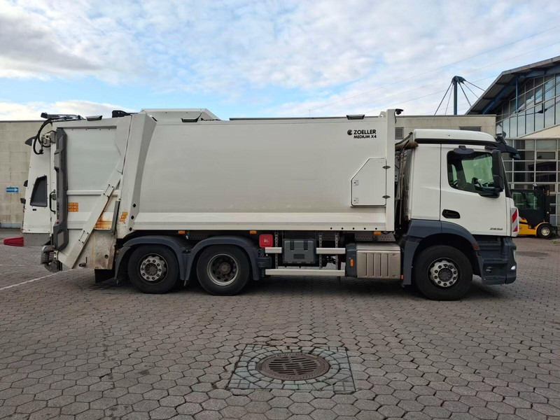 Mercedes-Benz Actros 2536 - Garbage truck - Šiukšliavežis: foto 4 Mercedes-Benz Actros 2536 - Garbage truck - Šiukšliavežis: foto 4