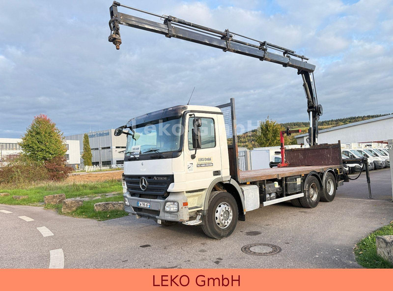 Mercedes-Benz Actros 2636-Plateau Hiab Krahn - Platforminis/ Bortinis sunkvežimis, Sunkvežimis su kranu: foto 4 Mercedes-Benz Actros 2636-Plateau Hiab Krahn - Platforminis/ Bortinis sunkvežimis, Sunkvežimis su kranu: foto 4