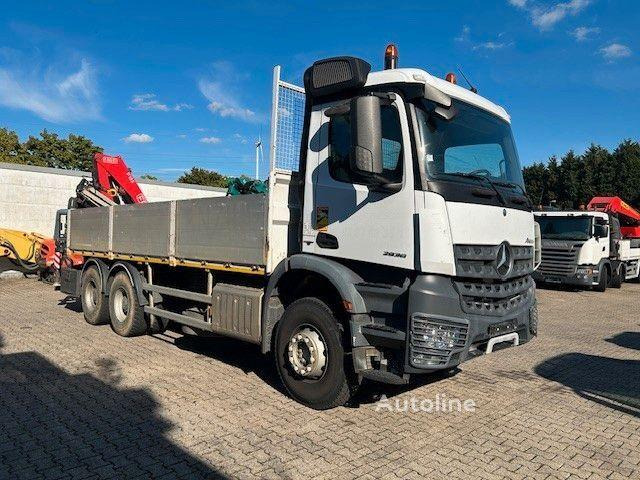 Mercedes-Benz Arocs 2636 - Flatbed truck + crane - Platforminis/ Bortinis sunkvežimis, Sunkvežimis su kranu: foto 2 Mercedes-Benz Arocs 2636 - Flatbed truck + crane - Platforminis/ Bortinis sunkvežimis, Sunkvežimis su kranu: foto 2