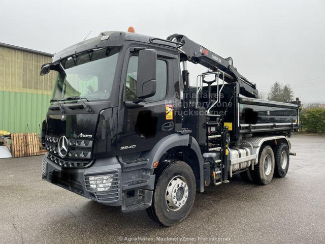 Mercedes-Benz Arocs 2640 - Savivartis sunkvežimis, Sunkvežimis su kranu: foto 1 Mercedes-Benz Arocs 2640 - Savivartis sunkvežimis, Sunkvežimis su kranu: foto 1