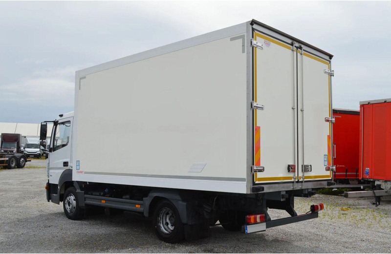 Mercedes-Benz Atego 716 IZOTERMA REFRIGERATOR SIDE DOOR - Refrižeratorius sunkvežimis: foto 3 Mercedes-Benz Atego 716 IZOTERMA REFRIGERATOR SIDE DOOR - Refrižeratorius sunkvežimis: foto 3
