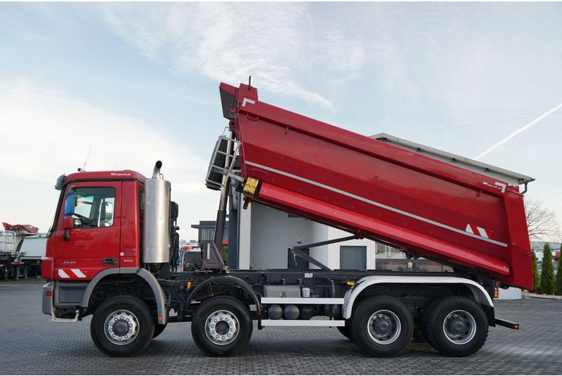Mercedes-Benz CTROS 4141 / 8X6 / WYWROTKA TYLNOZSYPOWA / MEILLER KIPPER 5.3M / - Savivartis sunkvežimis: foto 5 Mercedes-Benz CTROS 4141 / 8X6 / WYWROTKA TYLNOZSYPOWA / MEILLER KIPPER 5.3M / - Savivartis sunkvežimis: foto 5