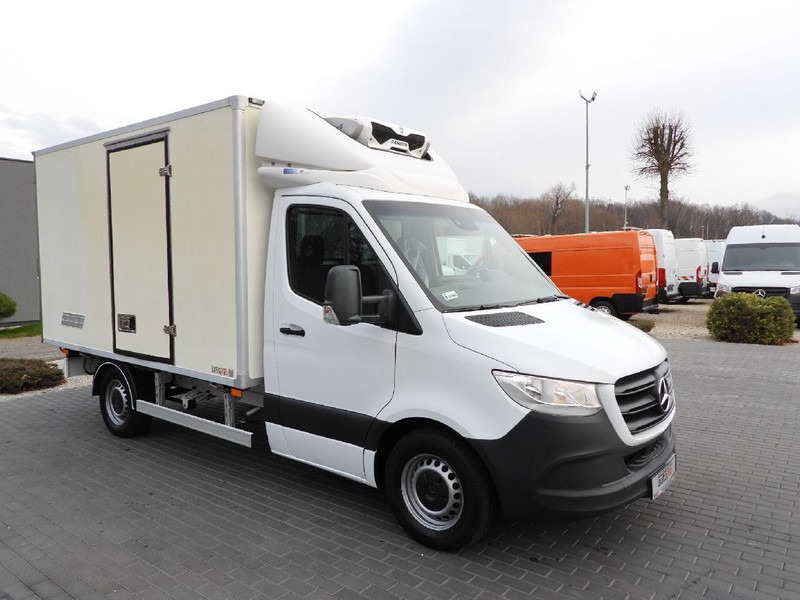 Mercedes-Benz SPRINTER 314 CHŁODNIA KONTENER -1*C TEMPOMAT NAWIGACJA KLIMATYZA - Furgonas šaldytuvas: foto 4 Mercedes-Benz SPRINTER 314 CHŁODNIA KONTENER -1*C TEMPOMAT NAWIGACJA KLIMATYZA - Furgonas šaldytuvas: foto 4