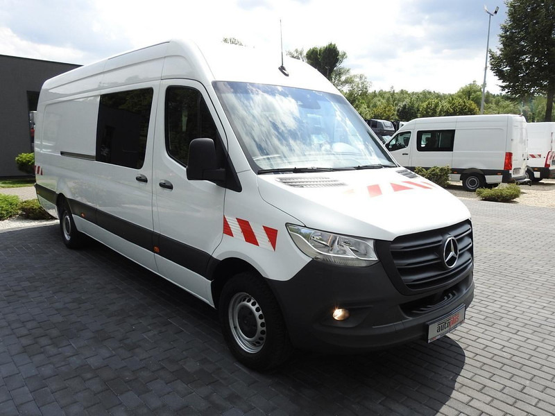 Mercedes-Benz SPRINTER FURGON BRYGADÓWKA 5 MIEJSC TEMPOMAT NAWIGACJA KLIMATYZ - Mikroautobusas, Keleivinis furgonas: foto 4 Mercedes-Benz SPRINTER FURGON BRYGADÓWKA 5 MIEJSC TEMPOMAT NAWIGACJA KLIMATYZ - Mikroautobusas, Keleivinis furgonas: foto 4