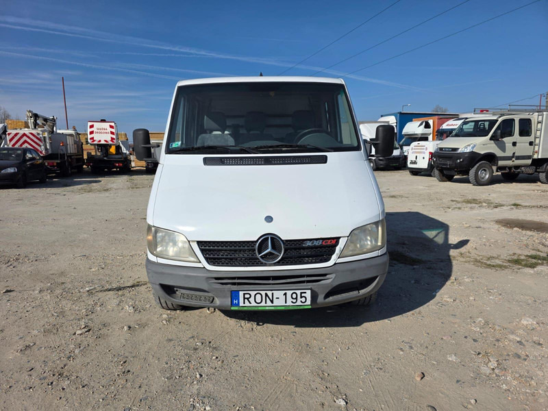 Mercedes-Benz Sprinter 308 CDi - Doka Pritsche - Bortinis automobilis, Komercinis automobilis su dviguba kabina: foto 3 Mercedes-Benz Sprinter 308 CDi - Doka Pritsche - Bortinis automobilis, Komercinis automobilis su dviguba kabina: foto 3