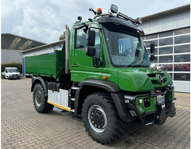 Mercedes-Benz Unimog U430 4x4 Tipper - Savivartis sunkvežimis: foto 3 Mercedes-Benz Unimog U430 4x4 Tipper - Savivartis sunkvežimis: foto 3