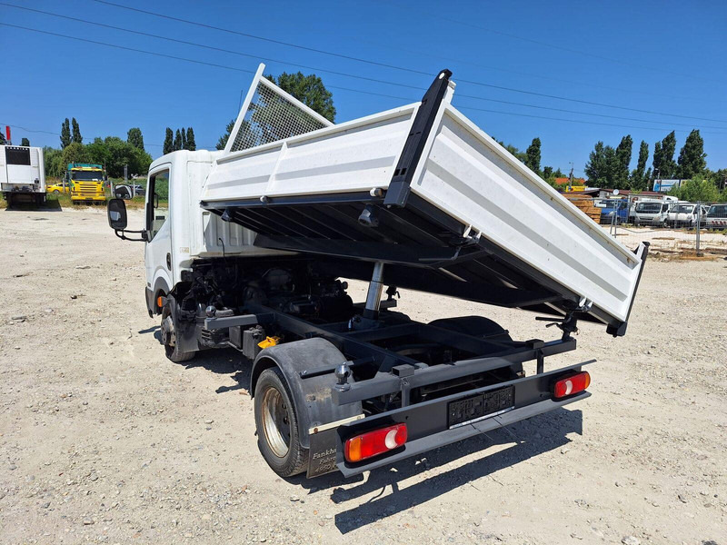 Nissan Cabstar 2,5 TDi - 3 sided Tipper - Mažas savivartis: foto 5 Nissan Cabstar 2,5 TDi - 3 sided Tipper - Mažas savivartis: foto 5