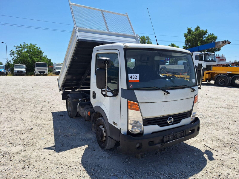Nissan Cabstar 2,5 TDi - 3 sided Tipper - Mažas savivartis: foto 1 Nissan Cabstar 2,5 TDi - 3 sided Tipper - Mažas savivartis: foto 1