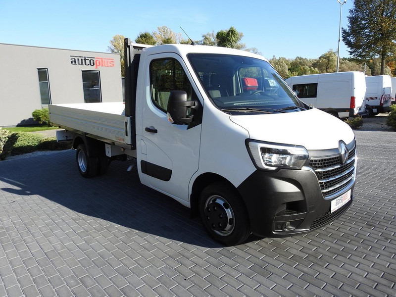 Renault MASTER SKRZYNIA TEMPOMAT KLIMATYZACJA LEDY BLIŹNIACZE KOŁA  130K - Bortinis automobilis: foto 4 Renault MASTER SKRZYNIA TEMPOMAT KLIMATYZACJA LEDY BLIŹNIACZE KOŁA  130K - Bortinis automobilis: foto 4