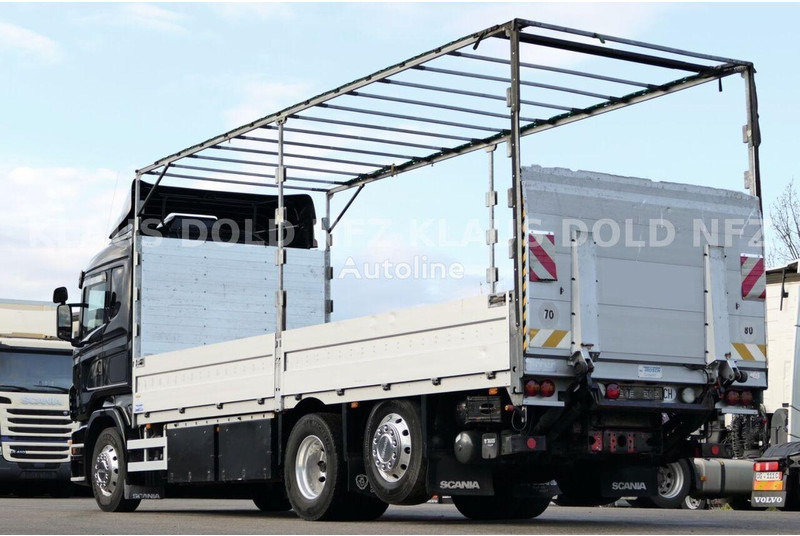 Scania R 580 6x2 Flatbed + Tail lift - Platforminis/ Bortinis sunkvežimis: foto 4 Scania R 580 6x2 Flatbed + Tail lift - Platforminis/ Bortinis sunkvežimis: foto 4