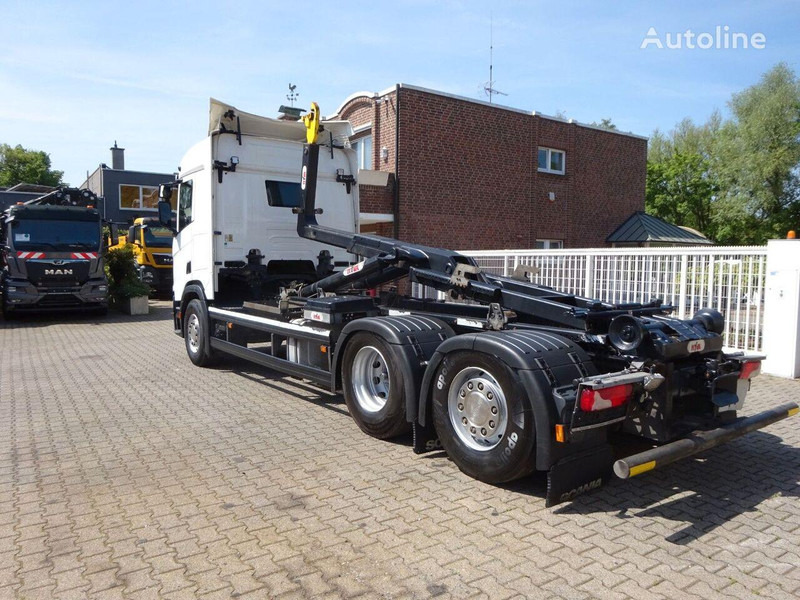 Scania R450 Hook lift truck 6x2 - Hook-lift sunkvežimis: foto 5 Scania R450 Hook lift truck 6x2 - Hook-lift sunkvežimis: foto 5