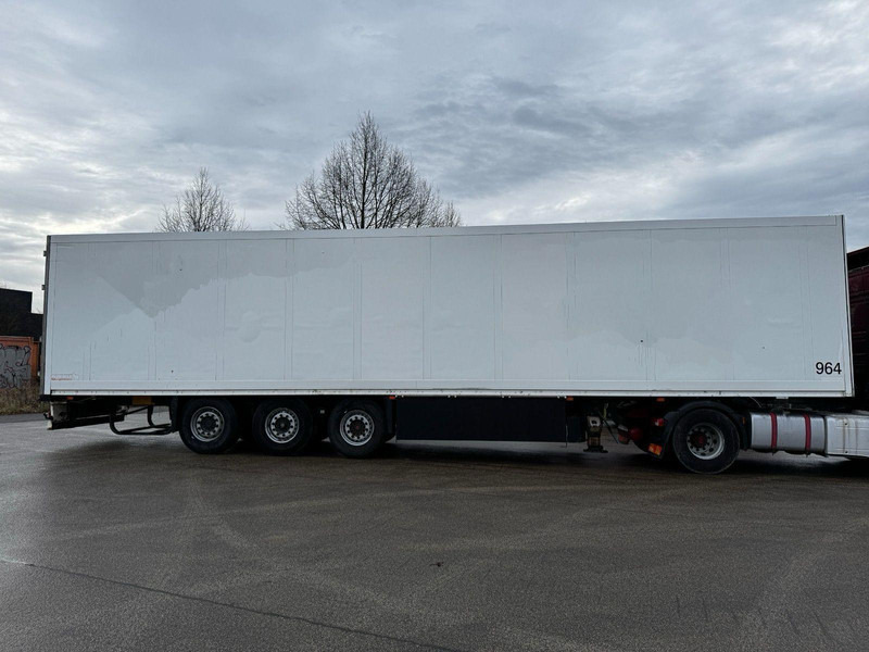 Schmitz Cargobull SKO 24 - Furgonas puspriekabė: foto 2 Schmitz Cargobull SKO 24 - Furgonas puspriekabė: foto 2