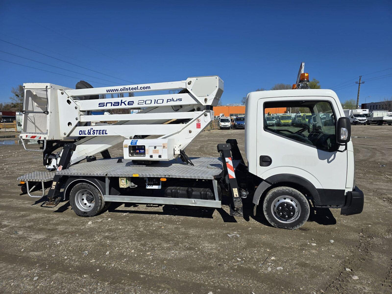 Nissan Cabstar NT 400 Oil & Steel Snake 2010H - 20m - 2 pieces - Sunkvežimis, Sunkvežimis su kranu: foto 5 Nissan Cabstar NT 400 Oil & Steel Snake 2010H - 20m - 2 pieces - Sunkvežimis, Sunkvežimis su kranu: foto 5