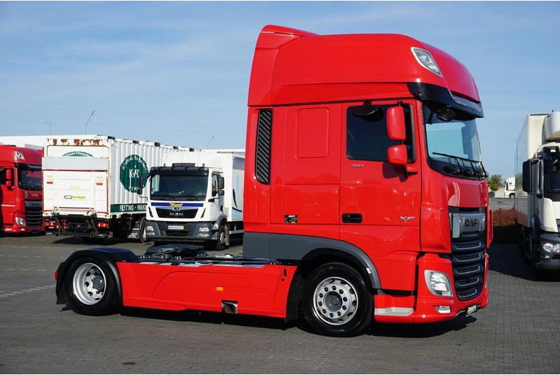 DAF 106 / 480 / EURO 6 / ACC / MEGA / LOW DECK / SUPER SPACE CAB - Vilkikas: foto 4 DAF 106 / 480 / EURO 6 / ACC / MEGA / LOW DECK / SUPER SPACE CAB - Vilkikas: foto 4