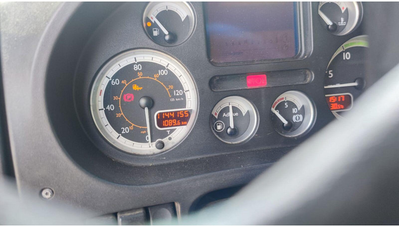 DAF XF 105.460 Lowdeck - MEGA lizingą DAF XF 105.460 Lowdeck - MEGA: foto 9 DAF XF 105.460 Lowdeck - MEGA lizingą DAF XF 105.460 Lowdeck - MEGA: foto 9