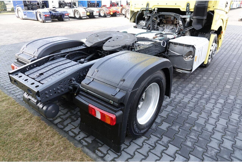 Vilkikas Mercedes-Benz ACTROS 1845 / RETARDER / HYDRAULIKA / I-PARK COOL / ALUFELGI / E: foto 14 Vilkikas Mercedes-Benz ACTROS 1845 / RETARDER / HYDRAULIKA / I-PARK COOL / ALUFELGI / E: foto 14