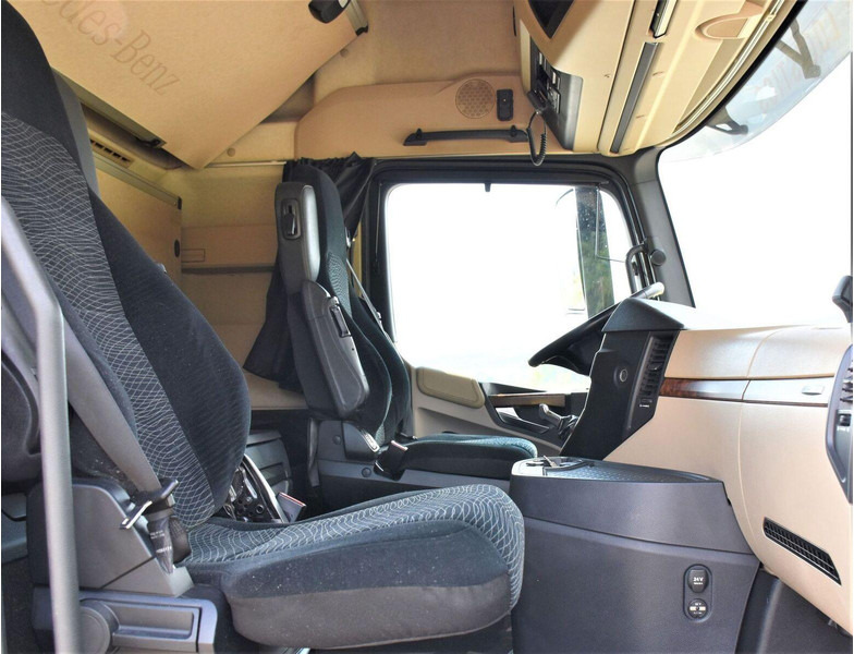 Vilkikas Mercedes-Benz ACTROS 2542: foto 11 Vilkikas Mercedes-Benz ACTROS 2542: foto 11