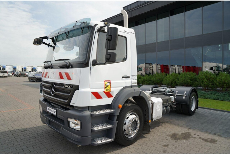 Mercedes-Benz AXOR 1829 - Vilkikas: foto 5 Mercedes-Benz AXOR 1829 - Vilkikas: foto 5
