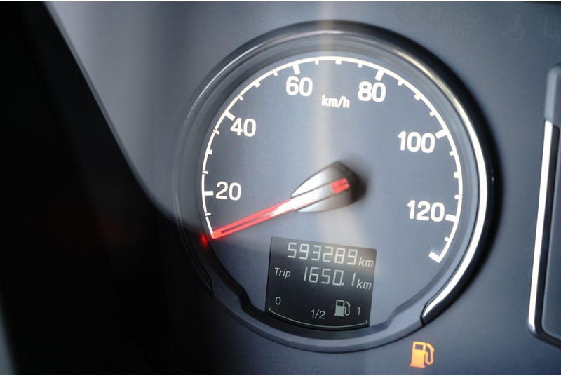 Vilkikas Scania R 450 / RETARDER / NISKA KABINA / PO KONTRAKCIE SERWISOWYM: foto 11 Vilkikas Scania R 450 / RETARDER / NISKA KABINA / PO KONTRAKCIE SERWISOWYM: foto 11