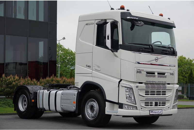 Volvo FH 540 /HYDRAULIKA DWUOBWODOWA  / NISKA KABINA  / OPONY 100% / P - Vilkikas: foto 1 Volvo FH 540 /HYDRAULIKA DWUOBWODOWA  / NISKA KABINA  / OPONY 100% / P - Vilkikas: foto 1