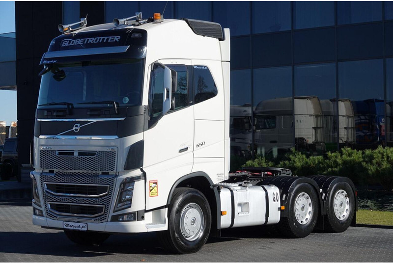 Volvo FH16 / 650 / 6x4 / HYDRAULIKA / I -PARK COOL / 3 OSIOWY CIĄGNIK - Vilkikas: foto 3 Volvo FH16 / 650 / 6x4 / HYDRAULIKA / I -PARK COOL / 3 OSIOWY CIĄGNIK - Vilkikas: foto 3