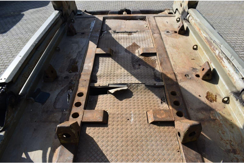 Nuožulnaus pakėlimo ant platformos sunkvežimis Volvo FM 330 BL - Meiller AK 12 LTD Absetzkipper: foto 11 Nuožulnaus pakėlimo ant platformos sunkvežimis Volvo FM 330 BL - Meiller AK 12 LTD Absetzkipper: foto 11