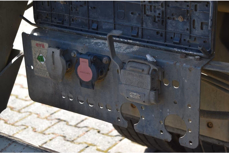 Nuožulnaus pakėlimo ant platformos sunkvežimis Volvo FM 330 BL - Meiller AK 12 LTD Absetzkipper: foto 12 Nuožulnaus pakėlimo ant platformos sunkvežimis Volvo FM 330 BL - Meiller AK 12 LTD Absetzkipper: foto 12