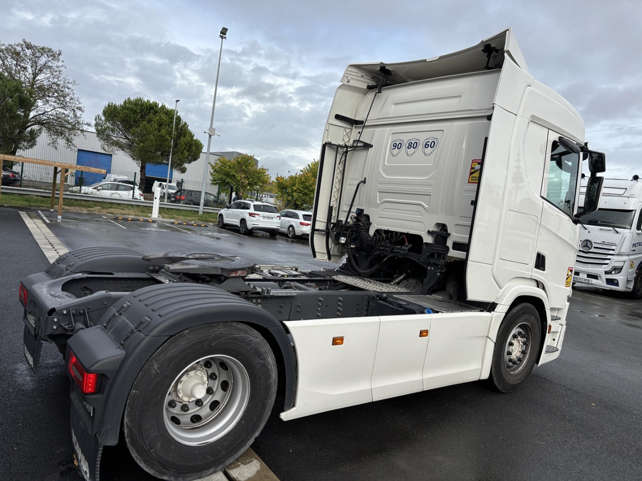 SCANIA R 460 A4x2NA - Vilkikas: foto 5 SCANIA R 460 A4x2NA - Vilkikas: foto 5