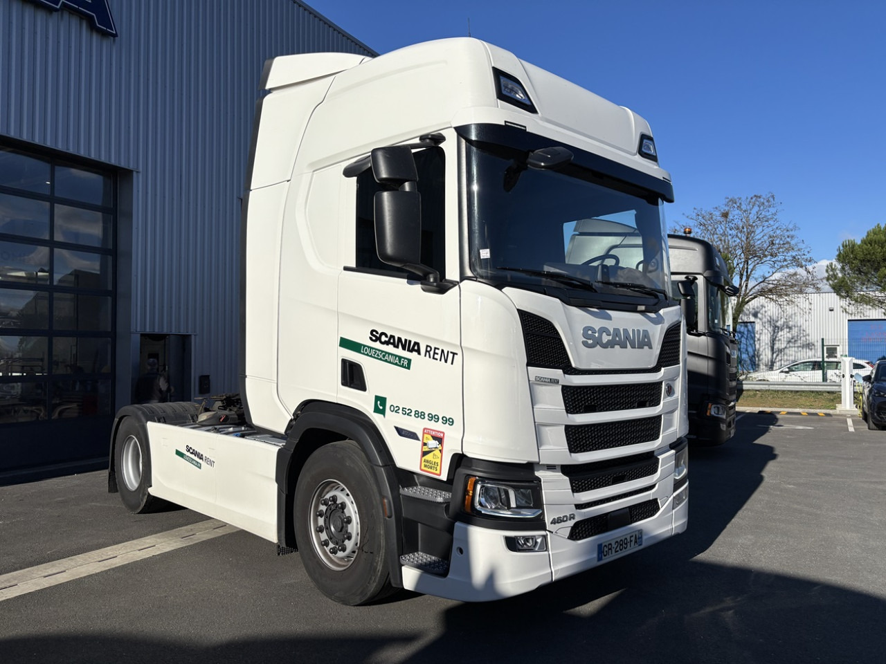 SCANIA R 460 A4x2NB - Vilkikas: foto 1 SCANIA R 460 A4x2NB - Vilkikas: foto 1