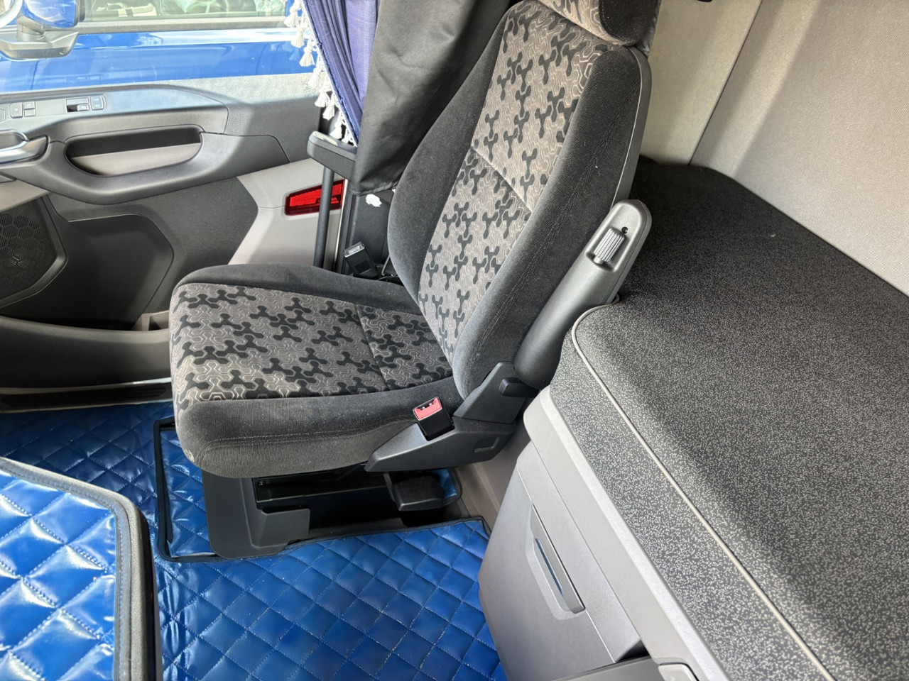 SCANIA S 500 A4x2NB - Vilkikas: foto 4 SCANIA S 500 A4x2NB - Vilkikas: foto 4