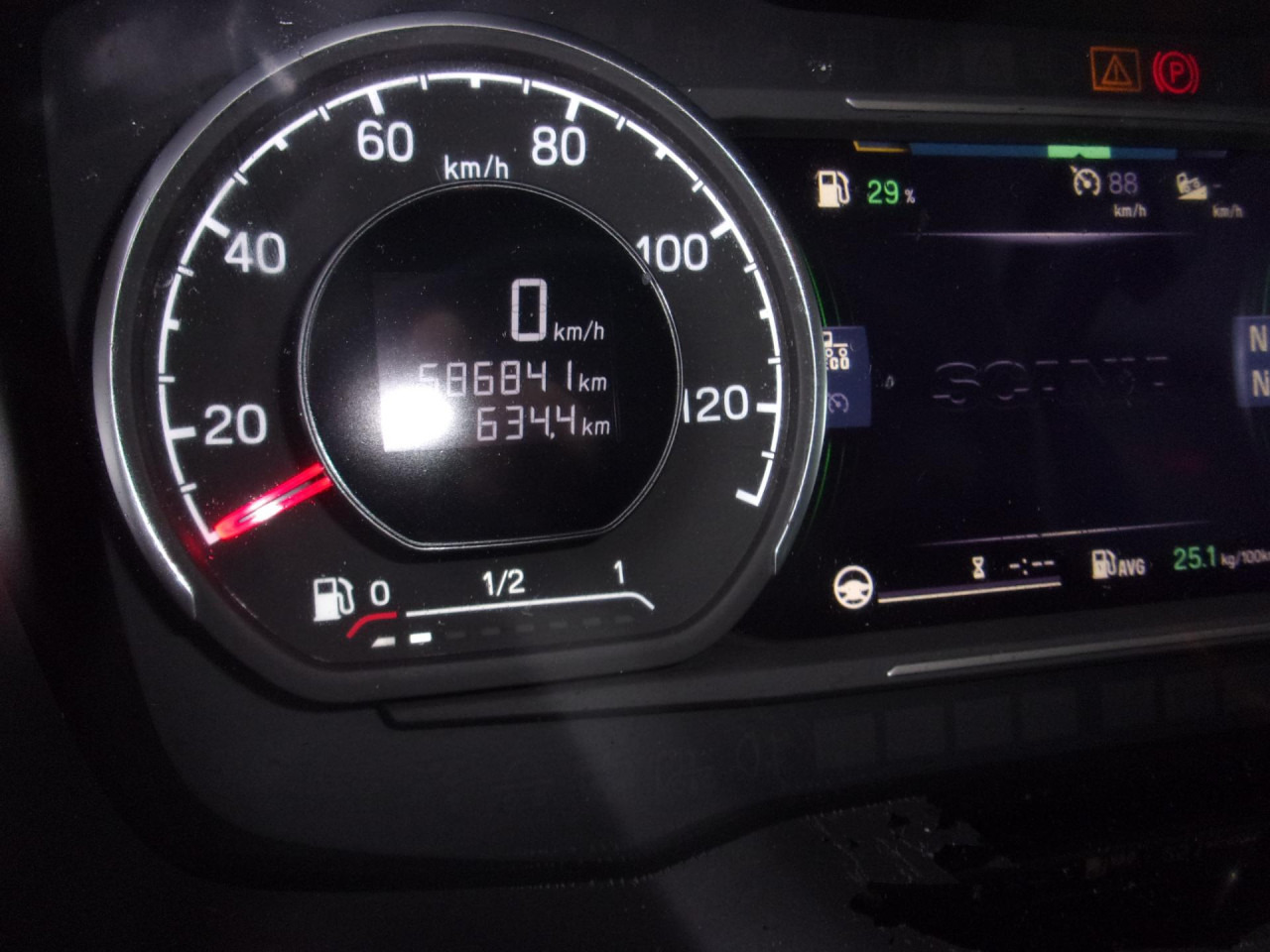 SCANIA R 410 A4x2NA - Vilkikas: foto 5 SCANIA R 410 A4x2NA - Vilkikas: foto 5