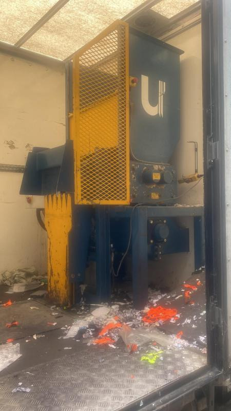 IVECO ML 120E18 12 ton Boxvan Fitted With U15 Paper and Fabric Shredding Machine lizingą IVECO ML 120E18 12 ton Boxvan Fitted With U15 Paper and Fabric Shredding Machine: foto 6