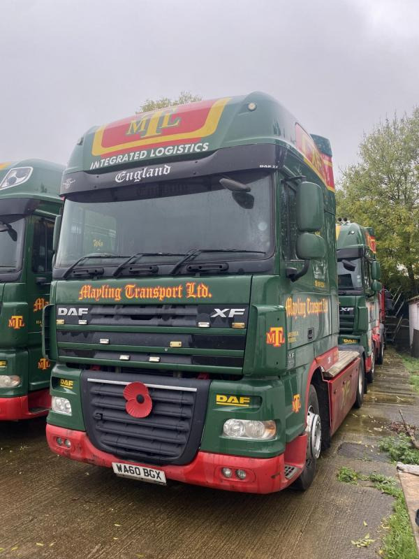 DAF XF Euro 5 105-460 4x2 Super Space Cab 4x2 XF Super Space cab Auto - Vilkikas: foto 1 DAF XF Euro 5 105-460 4x2 Super Space Cab 4x2 XF Super Space cab Auto - Vilkikas: foto 1