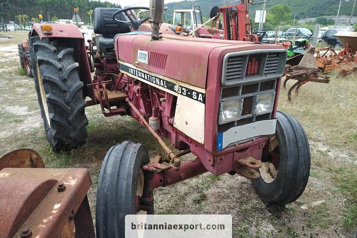 INTERNATIONAL 433 SA 4X2 | 2.5 diesel | brand new tyres | - Traktorius: foto 2 INTERNATIONAL 433 SA 4X2 | 2.5 diesel | brand new tyres | - Traktorius: foto 2
