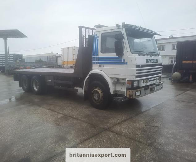 SCANIA P93H 280 6x2 10 Tyres Flatbed Truck – 26 Ton | On springs - Platforminis/ Bortinis sunkvežimis: foto 1 SCANIA P93H 280 6x2 10 Tyres Flatbed Truck – 26 Ton | On springs - Platforminis/ Bortinis sunkvežimis: foto 1
