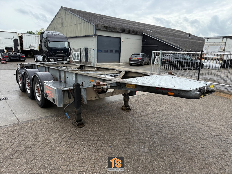 Van Hool 3B2013 20FT - ADR - MERCEDES AXLE - DRUM BRAKE - NL TOP TRAILER - 3x AVAILABLE! - Konteineris-vežimus/ Sukeisti kūną puspriekabė: foto 4 Van Hool 3B2013 20FT - ADR - MERCEDES AXLE - DRUM BRAKE - NL TOP TRAILER - 3x AVAILABLE! - Konteineris-vežimus/ Sukeisti kūną puspriekabė: foto 4
