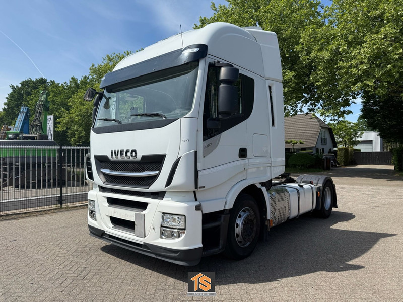 Vilkikas Iveco AS 420 AUTOMATIC - EURO 6 - 2 TANKS - 4X AVAILABLE - TOP!: foto 1